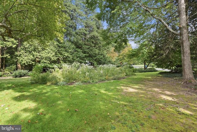 1204 EVERGREEN RD, Yardley, PA 19067