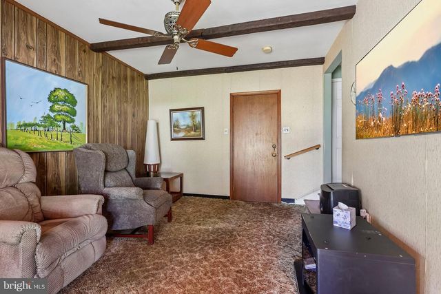 102 CAMBRIDGE DR, Cinnaminson, NJ 08077