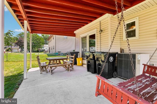 102 CAMBRIDGE DR, Cinnaminson, NJ 08077