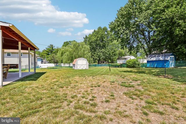 102 CAMBRIDGE DR, Cinnaminson, NJ 08077