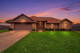 1022 Batchler Road, Red Oak, TX 75154