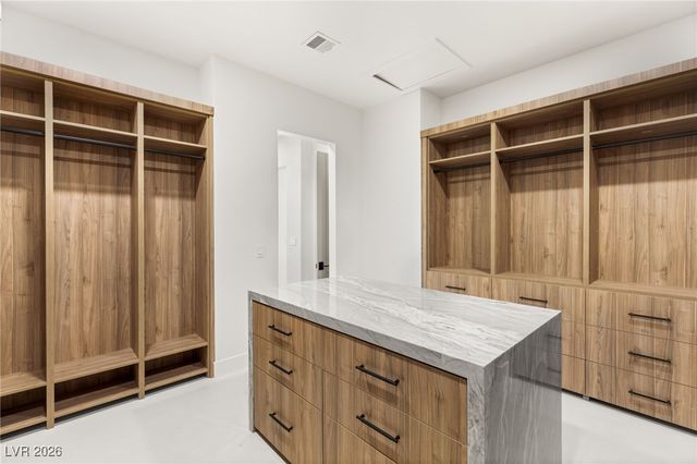 204 Luxaire Court, Las Vegas, NV 89144