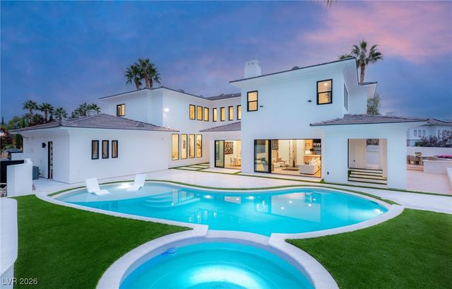 204 Luxaire Court, Las Vegas, NV 89144