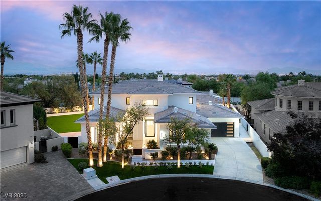 204 Luxaire Court, Las Vegas, NV 89144