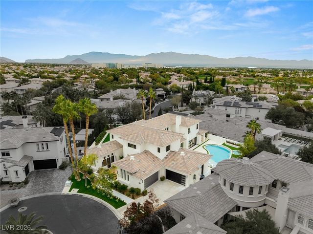 204 Luxaire Court, Las Vegas, NV 89144