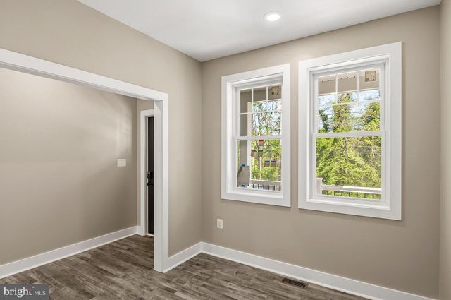 584 PARK RD, Severna Park, MD 21146