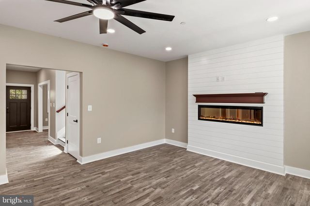 584 PARK RD, Severna Park, MD 21146