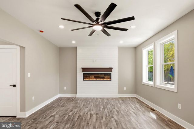 584 PARK RD, Severna Park, MD 21146