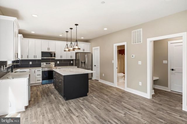 584 PARK RD, Severna Park, MD 21146