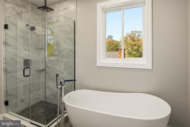 584 PARK RD, Severna Park, MD 21146