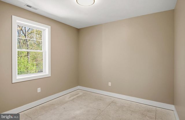 584 PARK RD, Severna Park, MD 21146