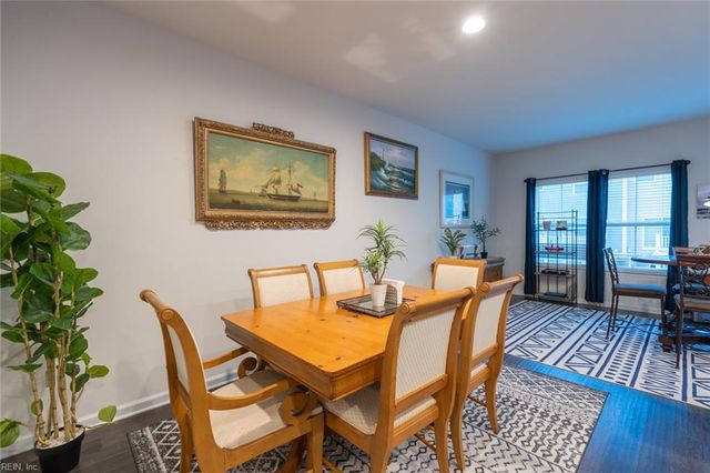 605 Brickell CHSE, Chesapeake, VA 23324