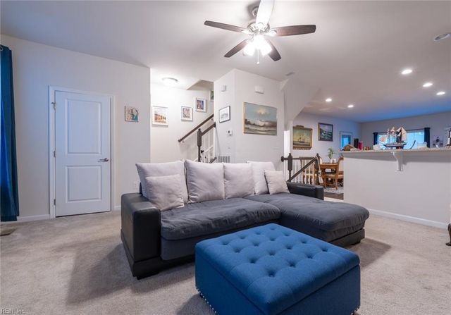 605 Brickell CHSE, Chesapeake, VA 23324