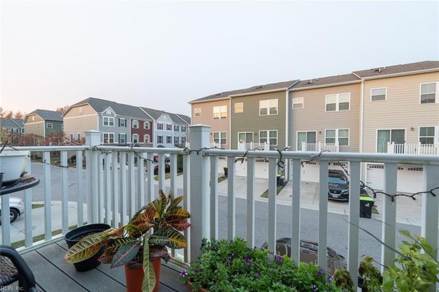 605 Brickell CHSE, Chesapeake, VA 23324