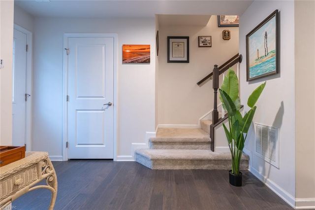 605 Brickell CHSE, Chesapeake, VA 23324