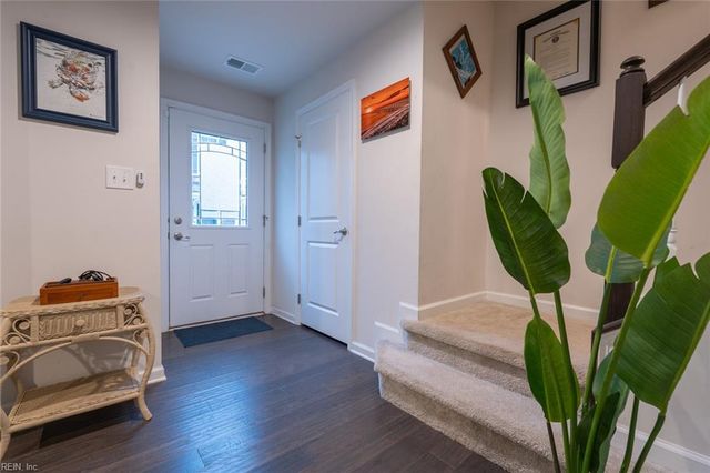 605 Brickell CHSE, Chesapeake, VA 23324