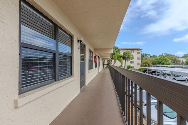 305 30TH AVENUE W A208, Bradenton, FL 34205