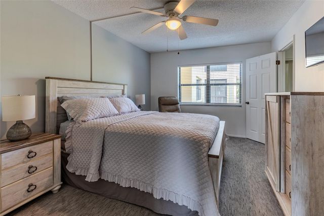 305 30TH AVENUE W A208, Bradenton, FL 34205