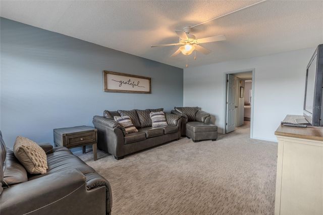 305 30TH AVENUE W A208, Bradenton, FL 34205