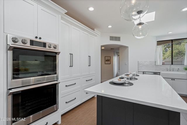 3770 N Fox Avenue, Tucson, AZ 85716