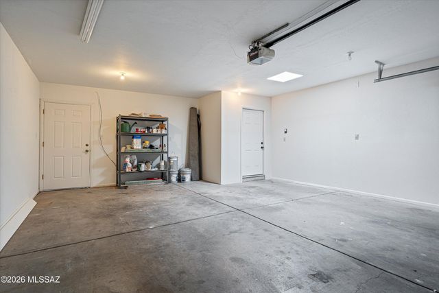 3770 N Fox Avenue, Tucson, AZ 85716