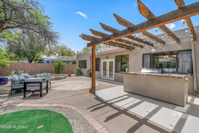 3770 N Fox Avenue, Tucson, AZ 85716
