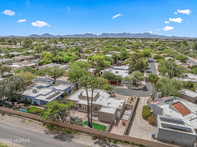 3770 N Fox Avenue, Tucson, AZ 85716