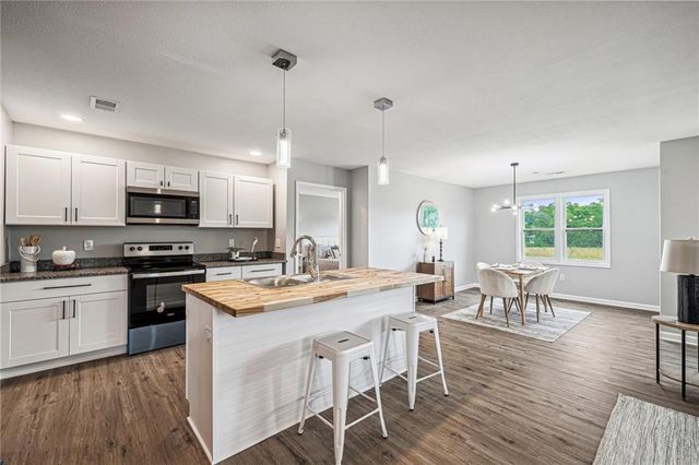 4605 Appleton Avenue, Kansas City, MO 64133