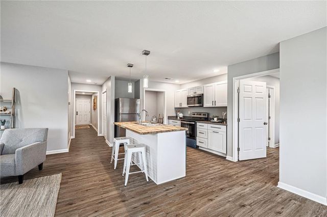 4605 Appleton Avenue, Kansas City, MO 64133