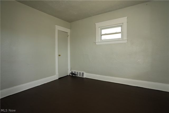 9409 Mount Auburn Avenue, Cleveland, OH 44104