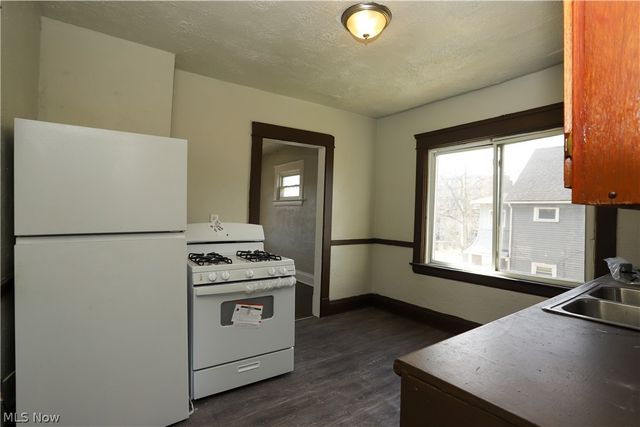 9409 Mount Auburn Avenue, Cleveland, OH 44104