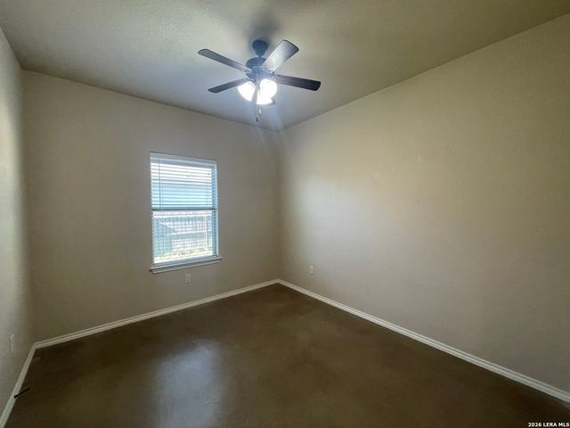 758 SAENGERHALLE RD, New Braunfels, TX 78130
