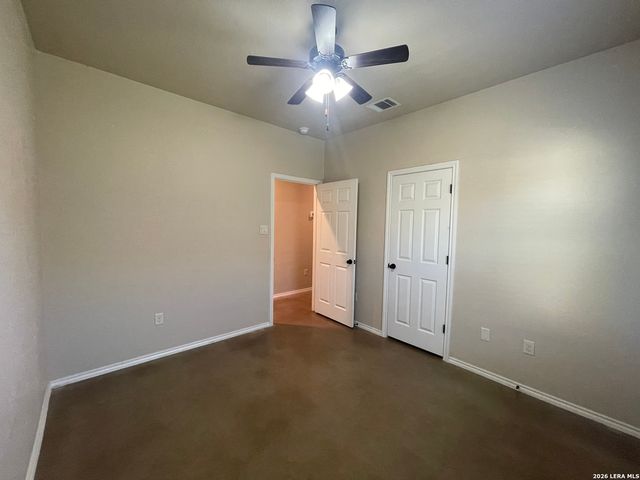 758 SAENGERHALLE RD, New Braunfels, TX 78130