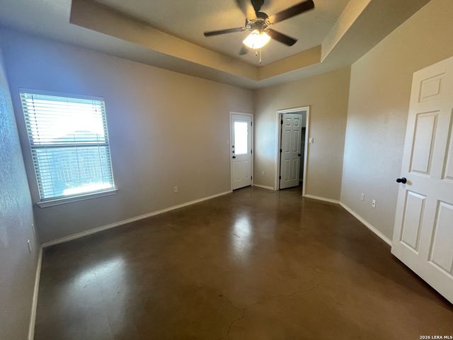 758 SAENGERHALLE RD, New Braunfels, TX 78130