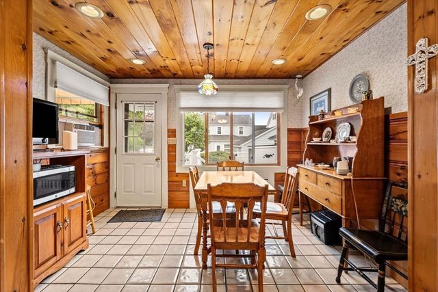 3 Roosevelt Road, Salem, MA 01970