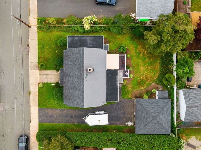 3 Roosevelt Road, Salem, MA 01970