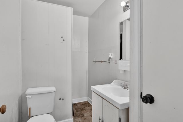 917 3rd Ave, Fayetteville, TN 37334