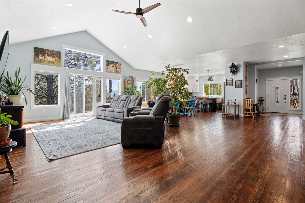 243 Hilltop Drive, Hamilton, MT 59840 photo 9