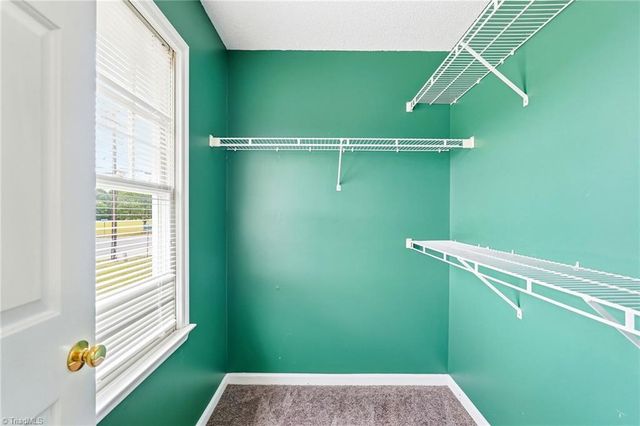 4331 Kinnamon Road, Winston-salem, NC 27103