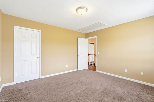 4331 Kinnamon Road, Winston-salem, NC 27103