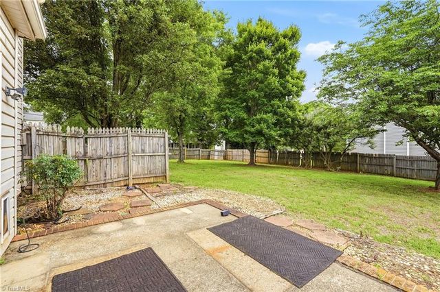 4331 Kinnamon Road, Winston-salem, NC 27103
