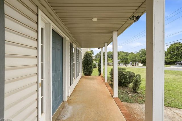 4331 Kinnamon Road, Winston-salem, NC 27103