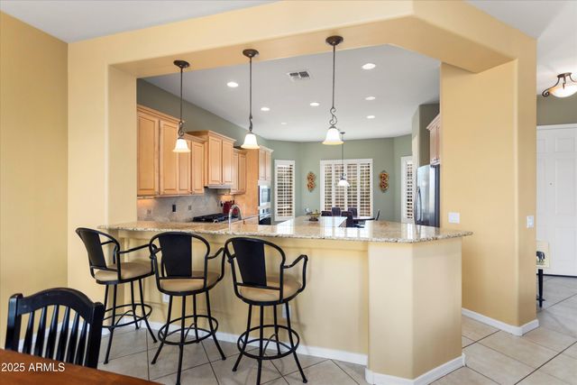 27268 W WAHALLA Lane, Buckeye, AZ 85396