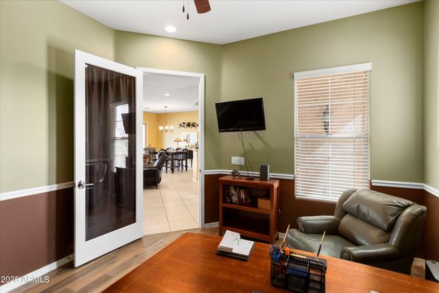 27268 W WAHALLA Lane, Buckeye, AZ 85396