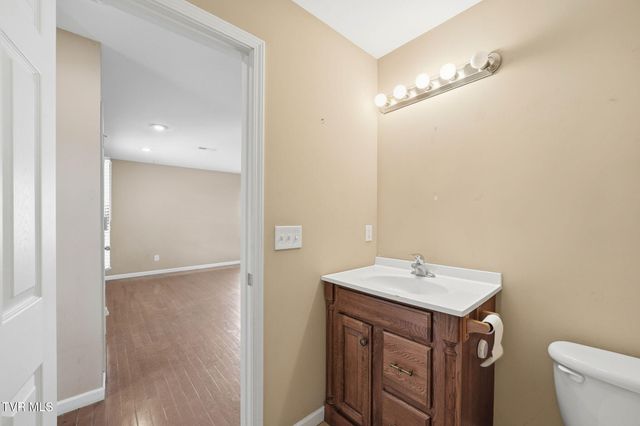 814 North Roan Street, Elizabethton, TN 37643