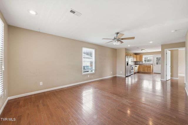 814 North Roan Street, Elizabethton, TN 37643