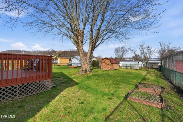 814 North Roan Street, Elizabethton, TN 37643