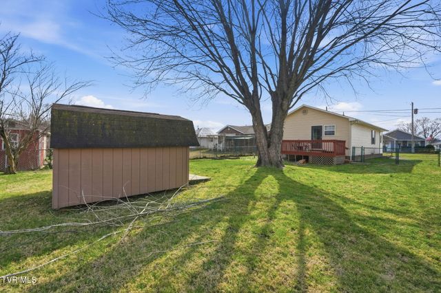 814 North Roan Street, Elizabethton, TN 37643