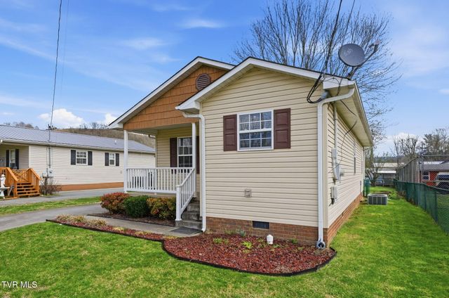 814 North Roan Street, Elizabethton, TN 37643
