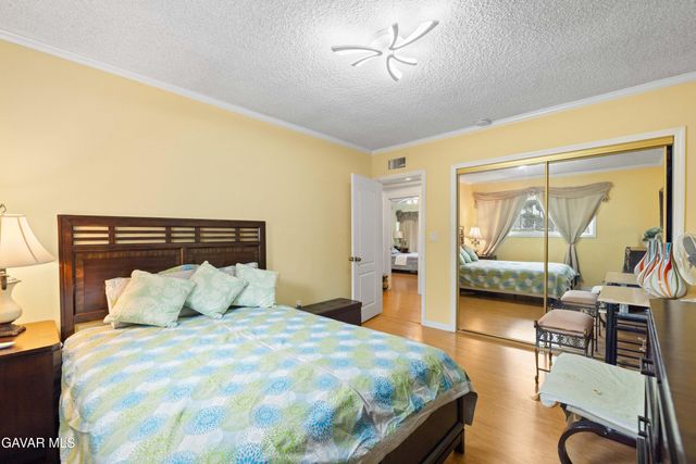 9224,9226 Gothic Avenue, North Hills, CA 91343